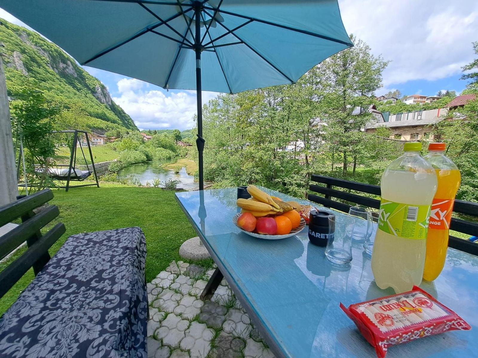 Bed and Breakfast Sobe Zizi Яйце Экстерьер фото
