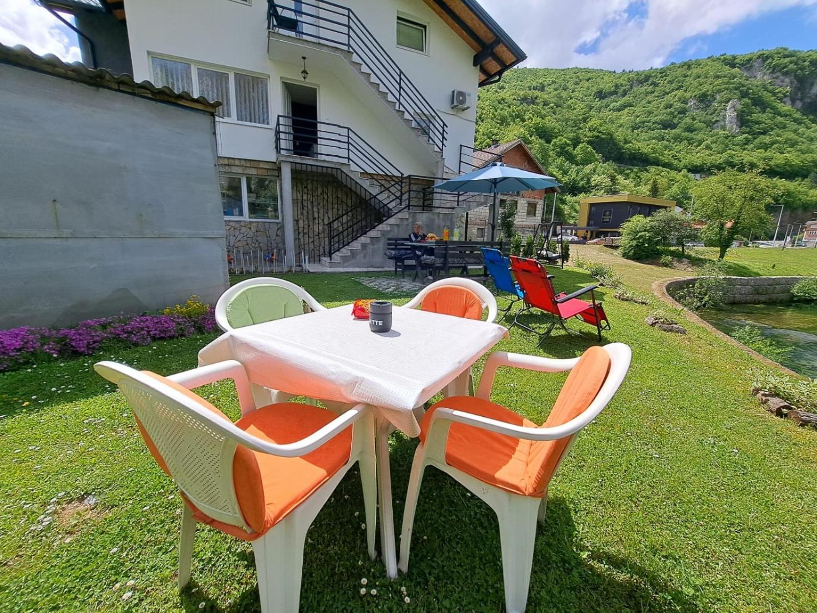Bed and Breakfast Sobe Zizi Яйце Экстерьер фото