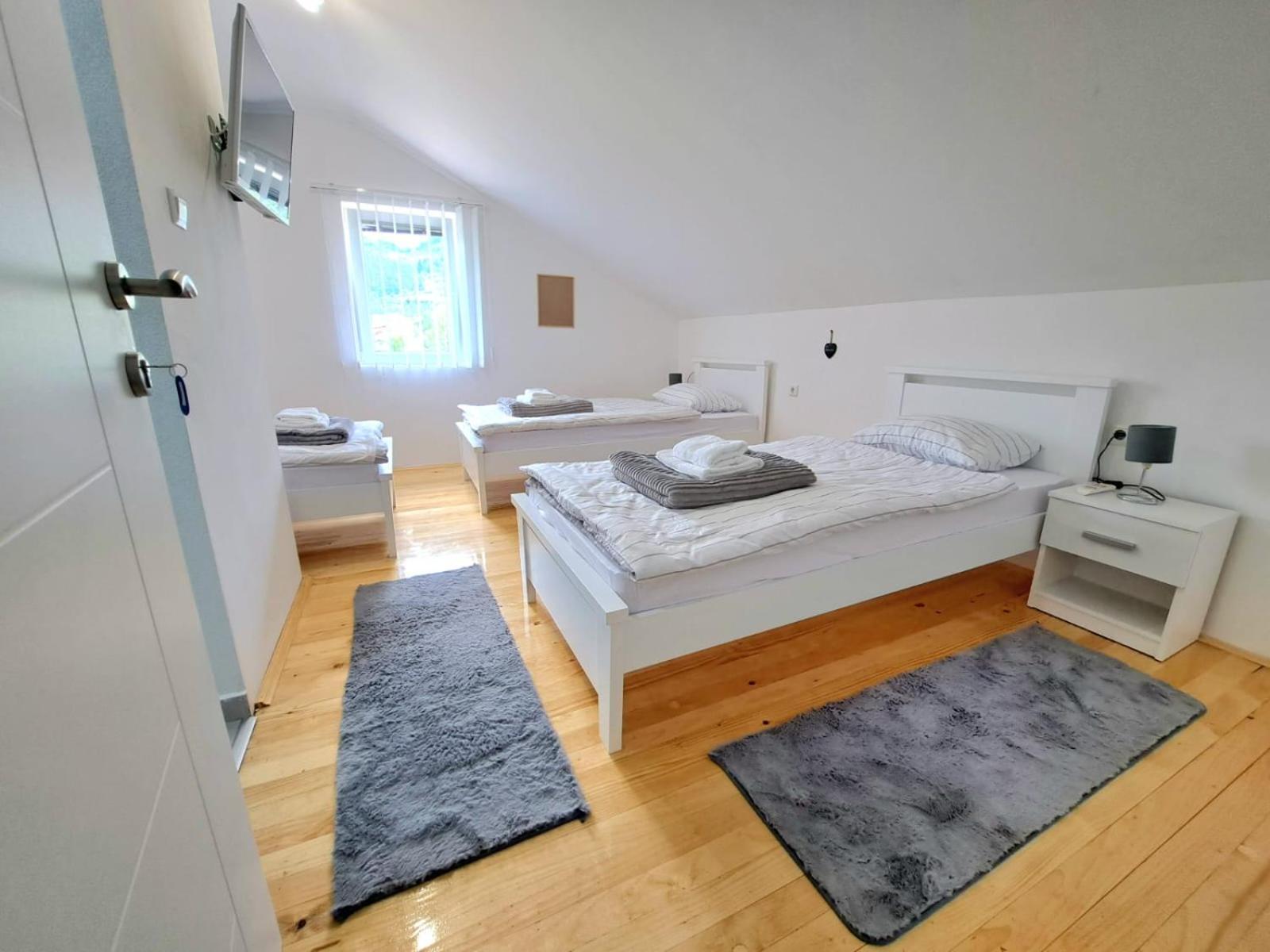 Bed and Breakfast Sobe Zizi Яйце Экстерьер фото