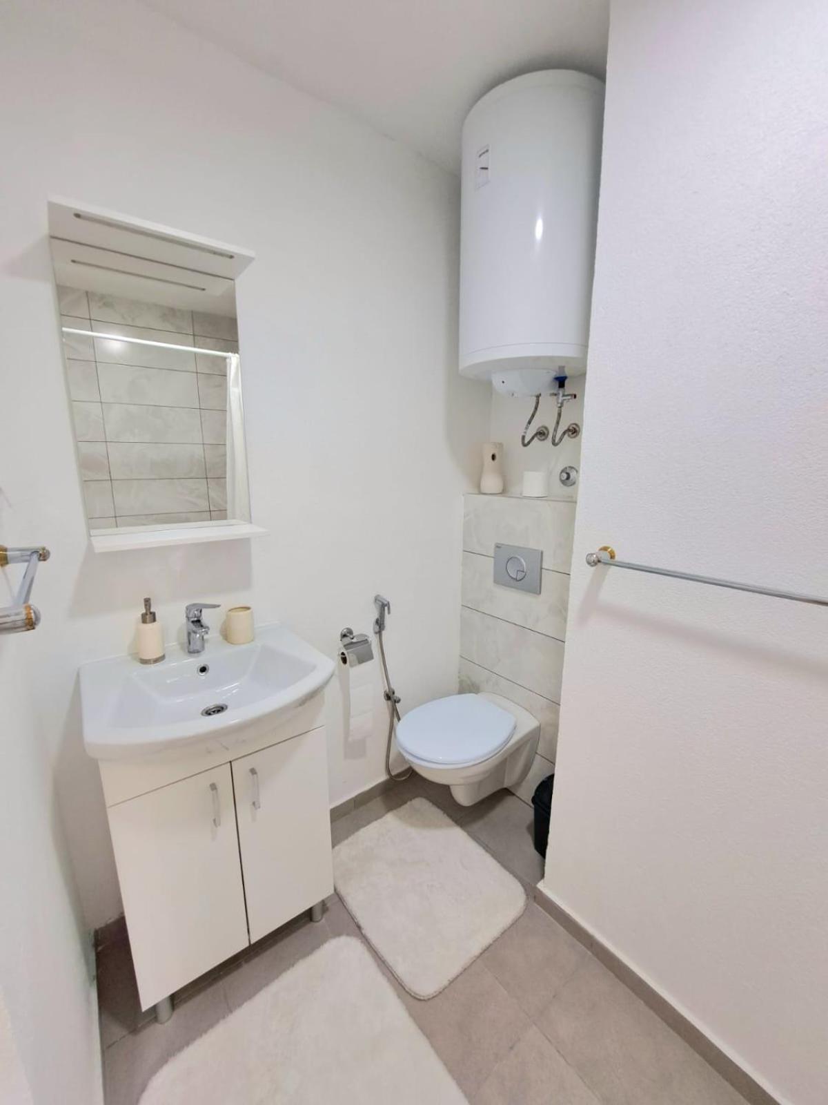 Bed and Breakfast Sobe Zizi Яйце Экстерьер фото