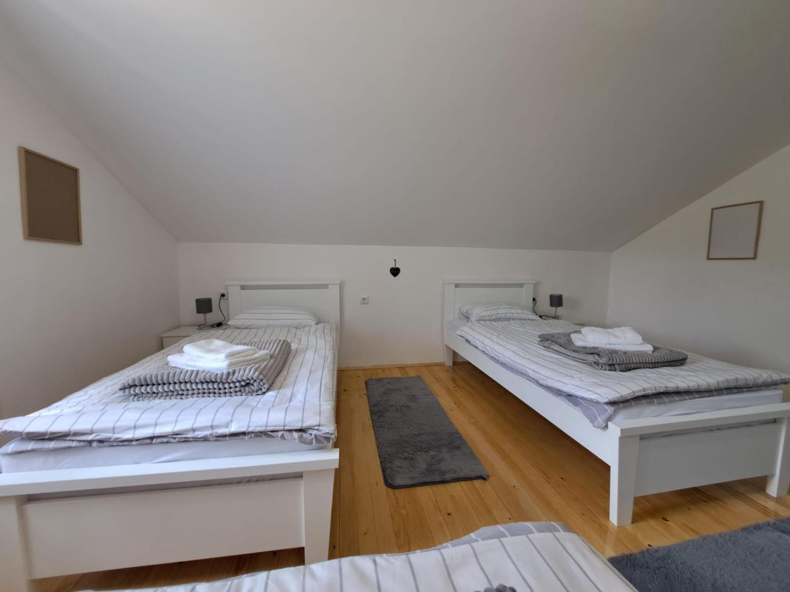 Bed and Breakfast Sobe Zizi Яйце Экстерьер фото